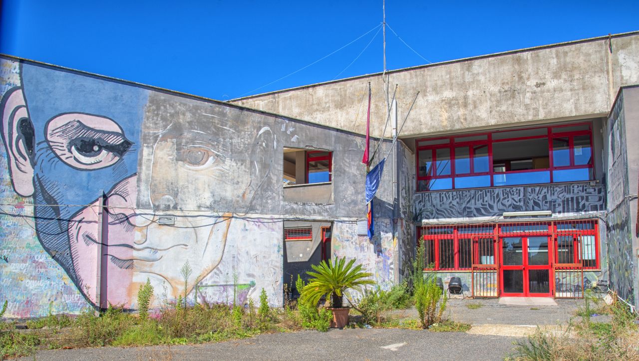 Le scuole superiori di Ostia